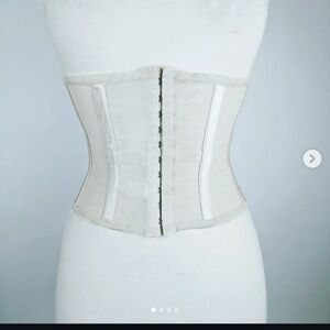 ISO LILY OF FRANCE MESH WAIST AWAY CORSET